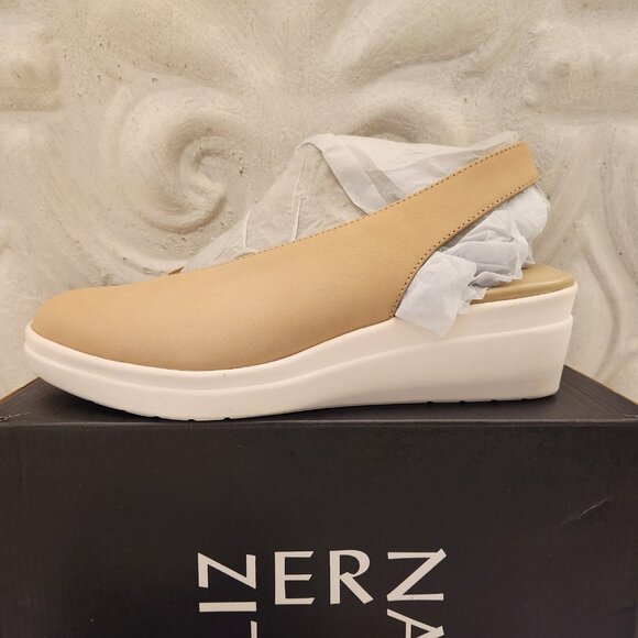 Naturalizer "Sutton" Leather Wedges. NIB. Size 8.5 Wide - Picture 4 of 14